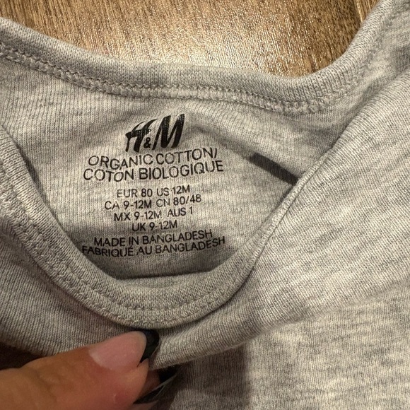 Bundle of Kids One Piece - Picture 5 of 5